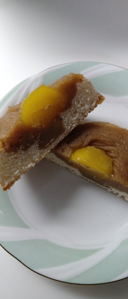 スイーツブログ更新しました🌰
ameblo.jp/cereb-dol/entr…
読んでいただけると励みになります✨️
#木村屋總本店 #木村屋 #ひとつぶ栗のぱん #栗あんぱん #栗の甘露煮 #半額シール #半額 #栗 #栗のぱん #栗のパン #菓子パン #栗あん #和菓子