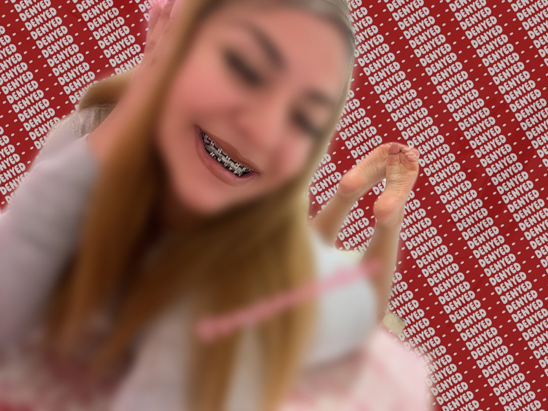 GoonetteCaps's tweet photo. I know your weak little brain is short-circuiting right now. Braces to tease you and soles to step on you—it’s too much for a beta like you to handle. I’m smiling because I know you’re desperate, frustrated, and completely locked out.
#goonette #censored #bettadom #feet #betasafe https://t.co/3gBYflQPW6