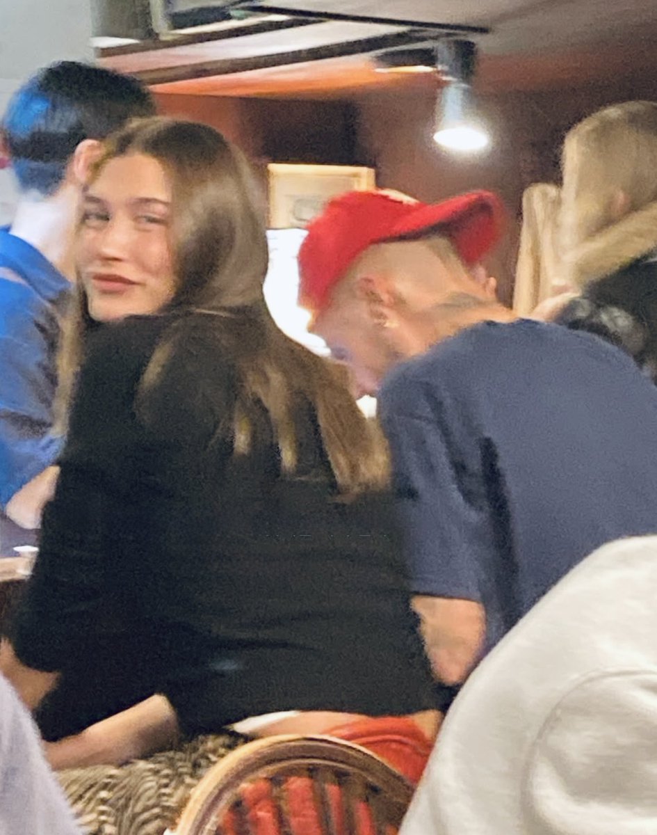 irenicbieber's tweet image. them 🫶🏼