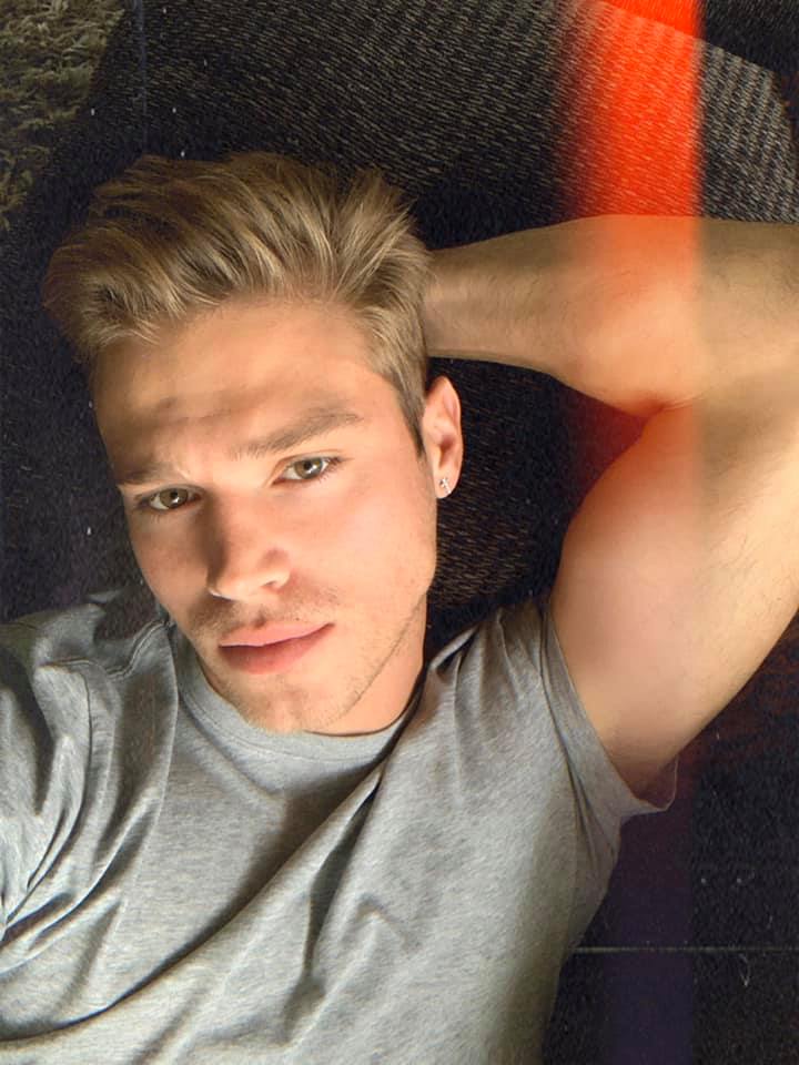 ScionofGrav7ty's tweet photo. Alexander "Alex" Power | Zero-G | Mid to late 20s 
Power Pack | Future Foundation
Mature Content | 21+ | TW-MA (Twitter for Mature Audiences) 
Lewd RP | Storylines Happen | NSFW  Mature as in age and behavior 
Marvel | DC | Many Crossovers https://t.co/Oi8yfiLuZt