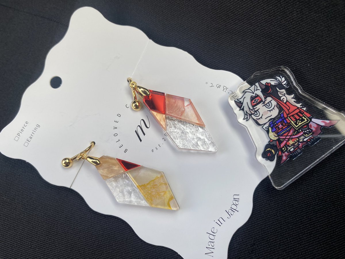 誕プレということで概念アクセもらった、ぎゃわわ🫶🥹