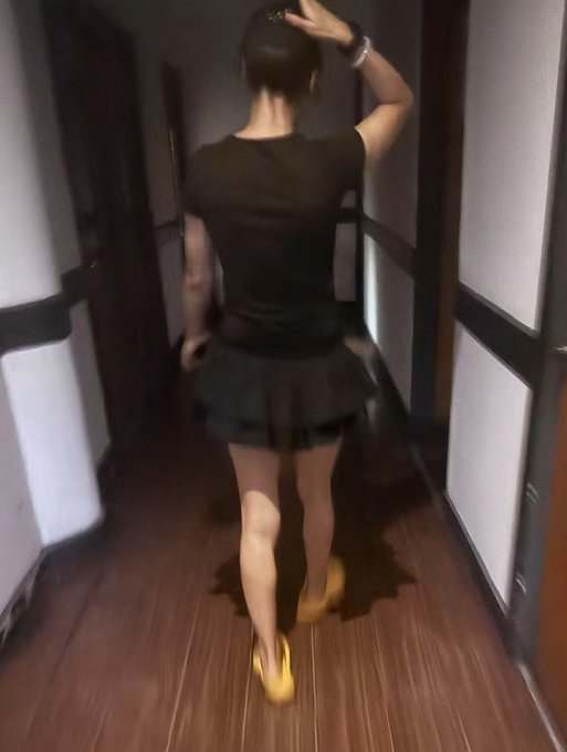 爱逛窑子，不爱老鸨！ tweet media