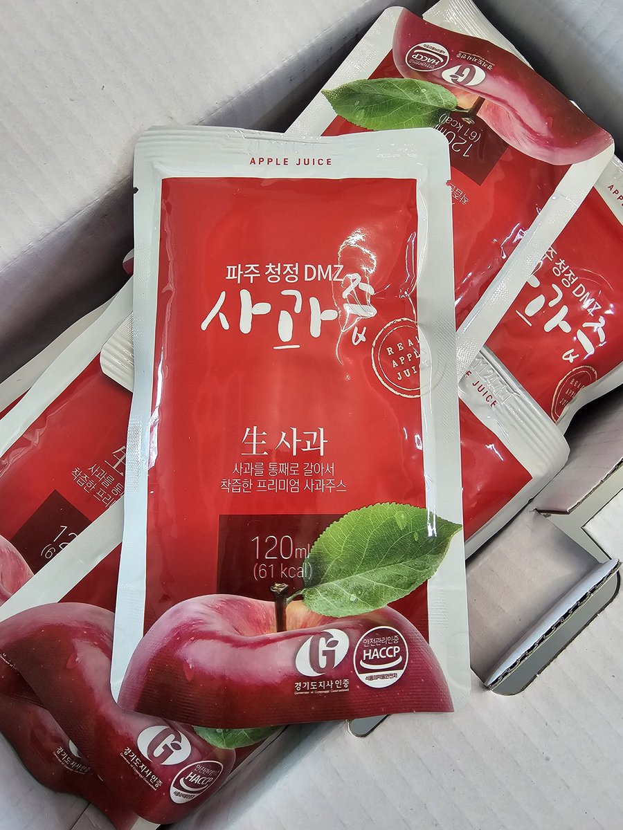 기름님~~사과즙 도착했어요😀  
완전 맛있어요👍 다른곳은 물과 설탕들어간 단맛이 나는데 이건 완전 사과맛!
다 먹으면 또 주문할게욥🤭