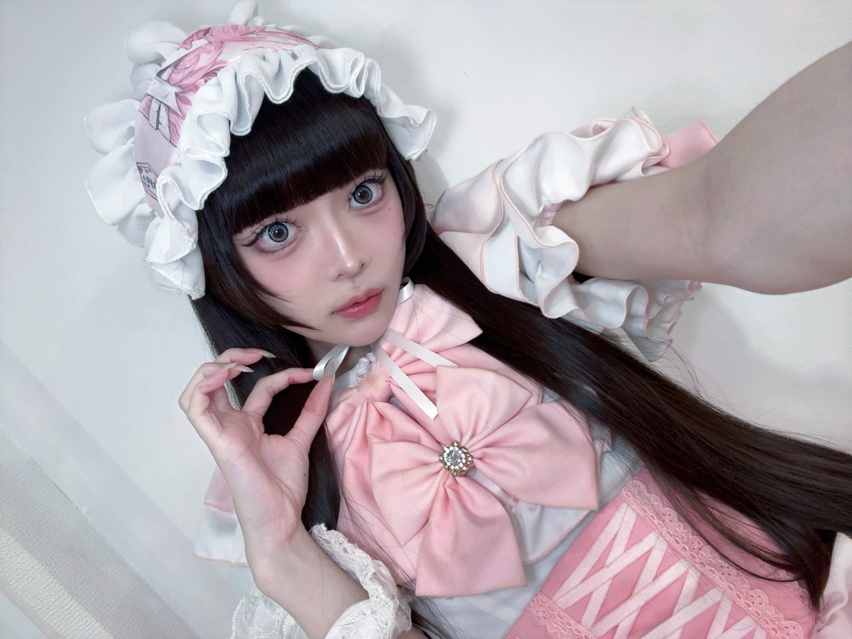 F_s_o_t_moon's tweet image. 甘い手探りで空の心探す ┈༝༚༝༚♡ﾞ

▷◁- - - - - - - - - - - - - - - - - ഒ˖°

18:oo - 22:oo

𝚑𝚎𝚊𝚍𝚍𝚛𝚎𝚜𝚜 ↬❥ @devilxkid

°˖ഒ - - - - - - - - - - - - - - - - ▷◁⑅

📍 外神田3丁目 3-5 ヨシヰビル 3階 

#異世界バニラ　#秋葉原　#コンカフェ　#メイドカフェ　#自撮り界隈