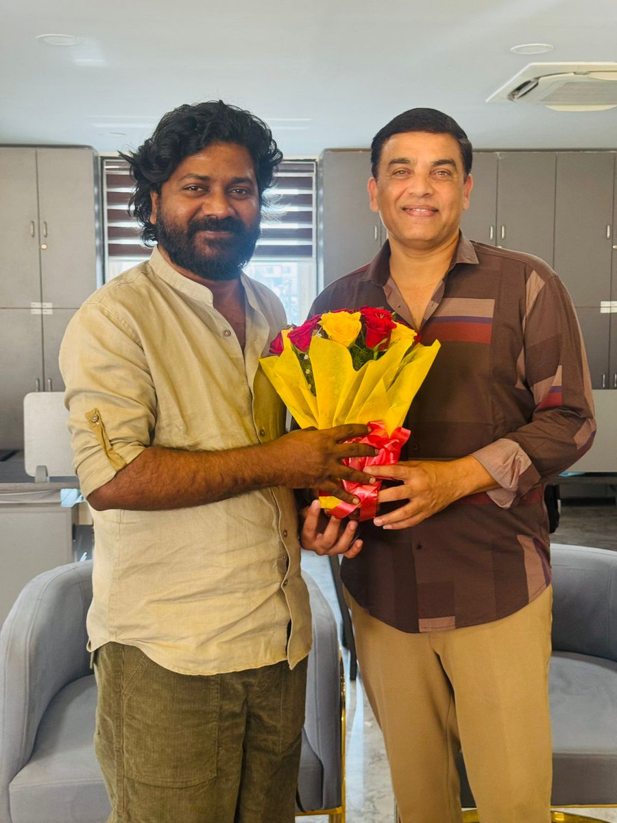 dsfofficial_'s tweet image. Our heartfelt thanks to ace producers #DilRaju garu and #Shirish garu for their wonderful gesture and appreciation towards the young #RajuWedsRambai team ❤️

Your heartful words and wishes mean a lot to us. Feeling grateful for all the success and love being received 🙏