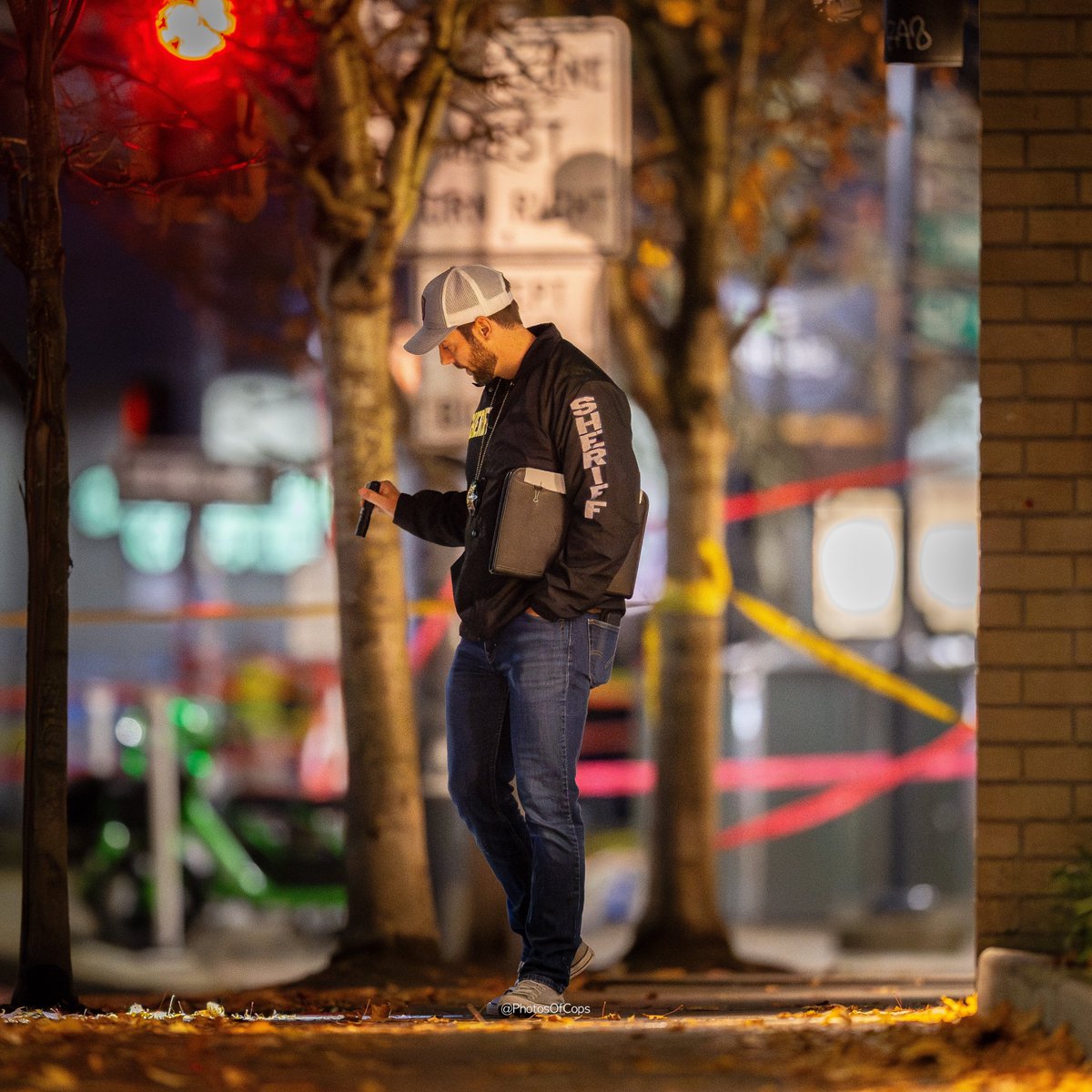 Photos from the scene of the fatal police shooting at MLK Jr Way South and South Othello Street, taken a few hours ago. One person was killed, and another person in a nearby apartment was hurt. Police say there will be an extended traffic closure at this intersection past dawn.