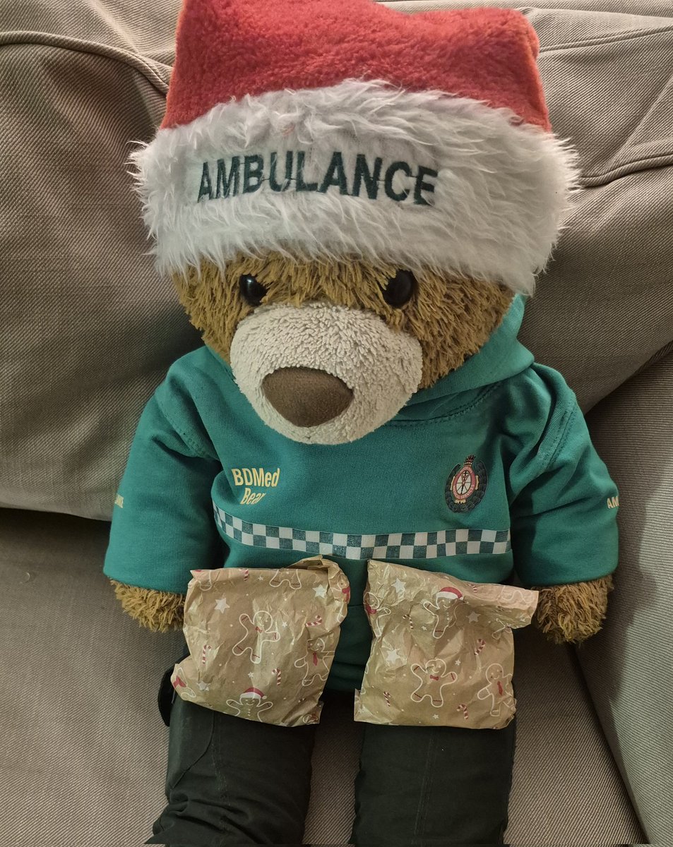 BDMed_Bear's tweet image. Oh boy! We went to a proper old fashioned sweet shop where they still weigh the sweets out of jars! You get 100 grams now instead of a quarter but it's so cool! I picked dusty milk bottles &amp;amp; Army and Navy. #bearswithjobs #sweetshop #oldfashioned #treat #sweets