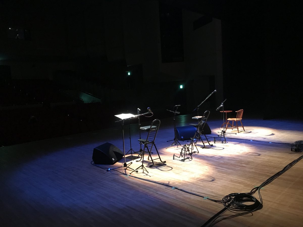 ncqCJzsMP3UQ274's tweet photo. 久々に山梨に伺います！
2025.12.7（日）
「ほんとうのやさしさで」
～日色ともゑ＆MUZIC@NET／マリオネットによる朗読と音楽～
山梨市政施行20周年記念事業
●開演/ 14:00（開場/ 13:30）
●料金：一般￥1,500
中学生以下￥500
●予約・お問い合わせ
劇団民藝 044-987-7711
山梨市民会館 0553-22-9611 https://t.co/jTLDKazMHX