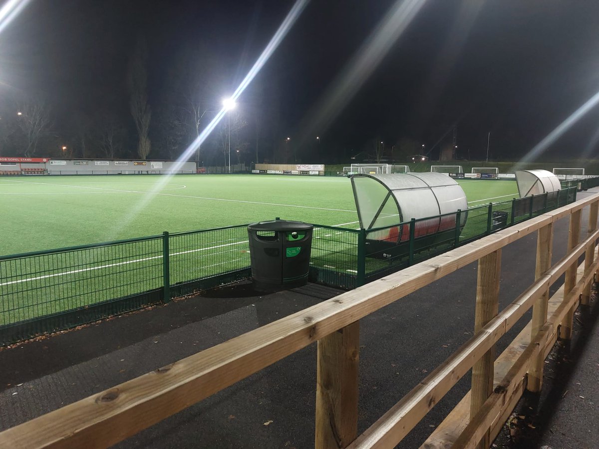 LRU17s's tweet photo. Excellent performance from the u21s last night under the lights away at Chadderton FC.
LR securing a QF place in the NWu21s league cup with a 1-3 win 

#LR https://t.co/l0lG4jNxpl