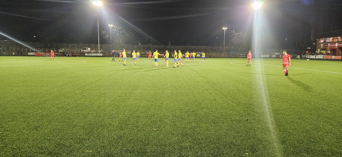 LRU17s's tweet photo. Excellent performance from the u21s last night under the lights away at Chadderton FC.
LR securing a QF place in the NWu21s league cup with a 1-3 win 

#LR https://t.co/l0lG4jNxpl