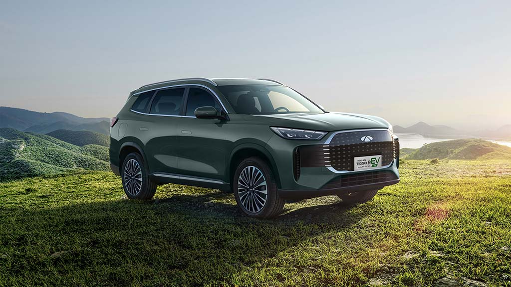 carguideph's tweet image. .@cheryautoph vaults over competition as Philippines' best-selling PHEV brand from January to October 2025. #CAMPI #CheryAuto #CheryAutoPhilippines #PHEV #CarSales #CarGuidePH 
carguide.ph/2025/12/chery-…