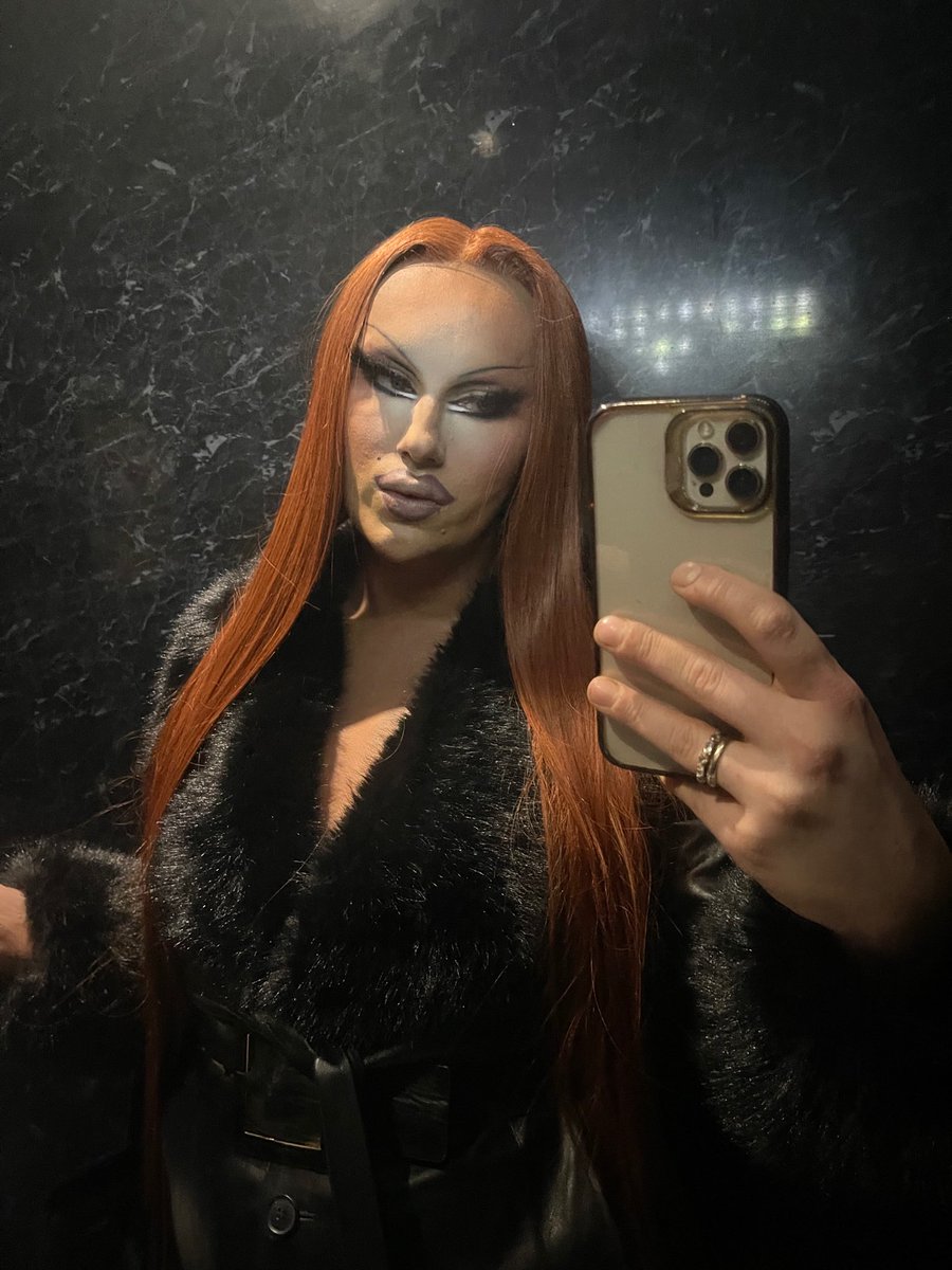 Oksana Smirnoff tweet media