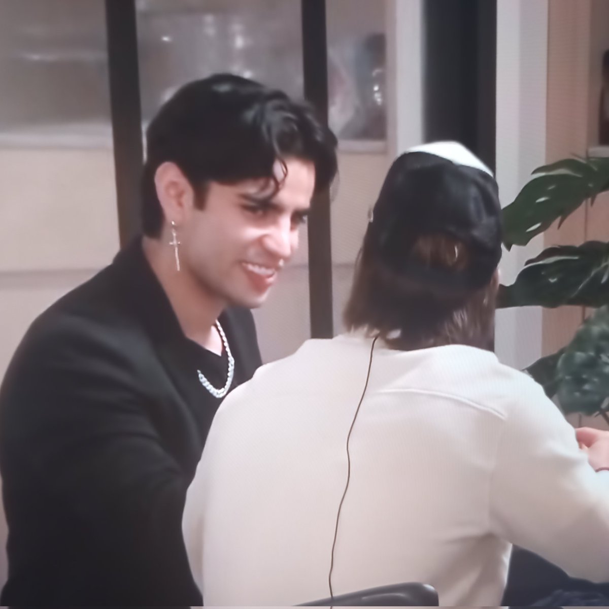 moonxald's tweet image. El verdadero deja vu ❤️‍🩹

#LaPijamadaViral