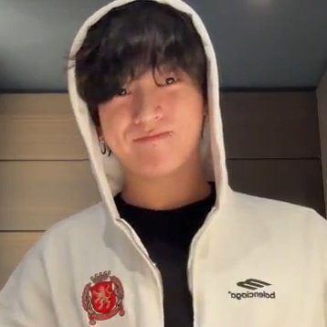 시골소녀⁷😈 🕯🎗️ (@b75is7) on Twitter photo 