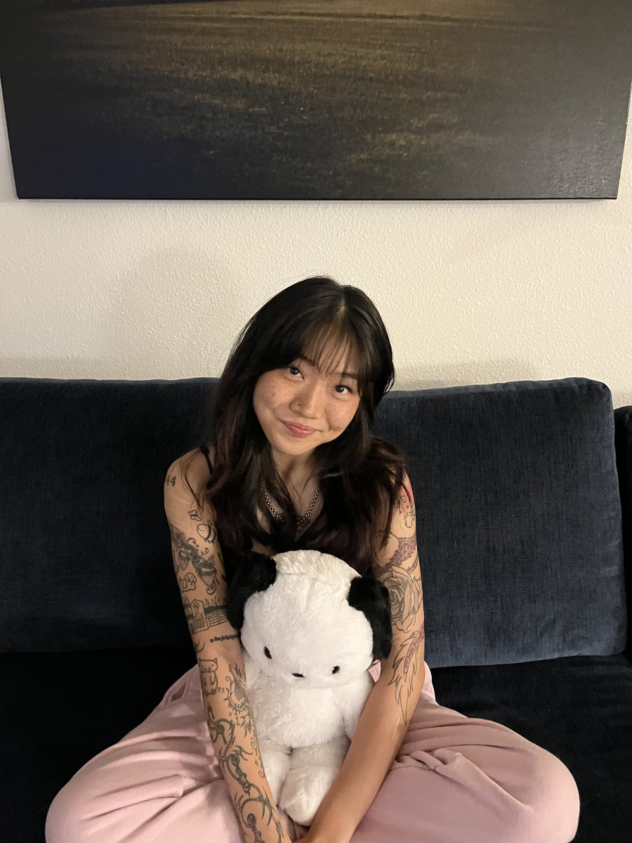 Violet Mae tweet media