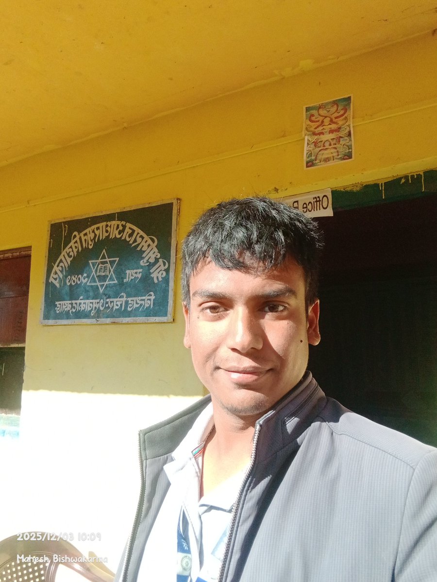 Bishwa75Mahesh's tweet image. &quot;यात्रा पाइलाको मात्र हुँदैन; यो त मन र मस्तिष्कको पनि हो। ज्ञानको ज्योति जहाँ चम्कन्छ; त्यहीँबाट जीवनको वास्तविक मार्ग सुरु हुन्छ।&quot; ✨📚🛣️🕊️🕊️
#knowledgequest #lifejourney #continuouslearning #findyourlight #pathtogrowth #institutionvisit #travelandlearn #newbeginnings