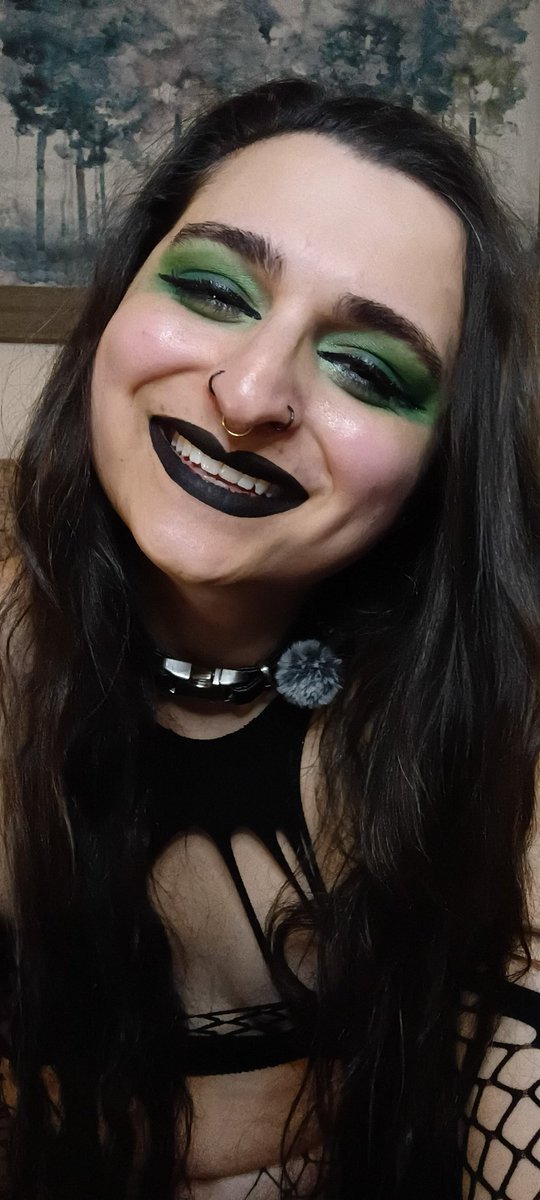 BeeBumblebee_'s tweet photo. Come catch the stream! https://t.co/PJNLDHkoJL
