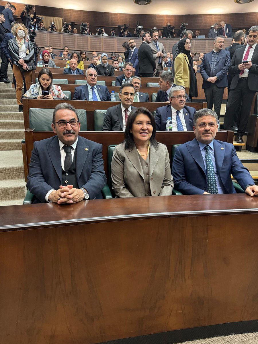 farukaytek's tweet photo. TBMM Grup Toplantımızı gerçekleştirmek üzere Cumhurbaşkanımız ve Genel Başkanımız Sayın @RTErdogan’ın teşriflerini bekliyoruz.

Grup Toplantımızın hayırlara vesile olmasını diliyorum. https://t.co/lHnM33zAxm