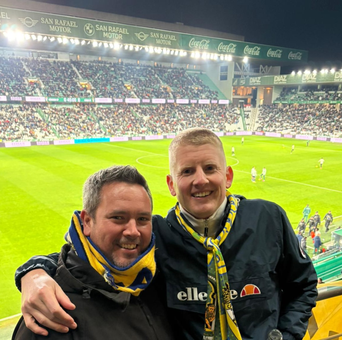 This week's podcast is out now! We had almost forgotten how to celebrate a victory. Join us in Córdoba for some live action as well as the usual review and preview of both games this week, Real Murcia tonight and Racing's visit on Sunday 💛💙 #TacitaOnTour