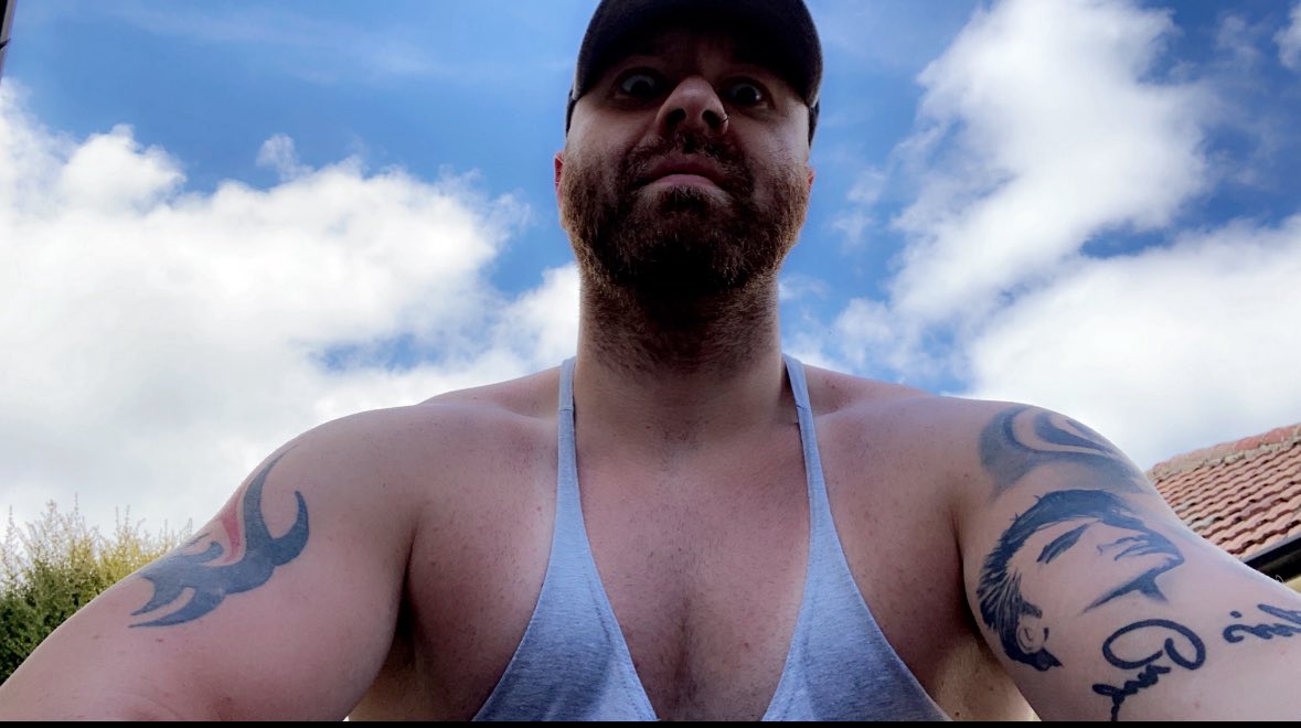 Alexander Newton tweet media