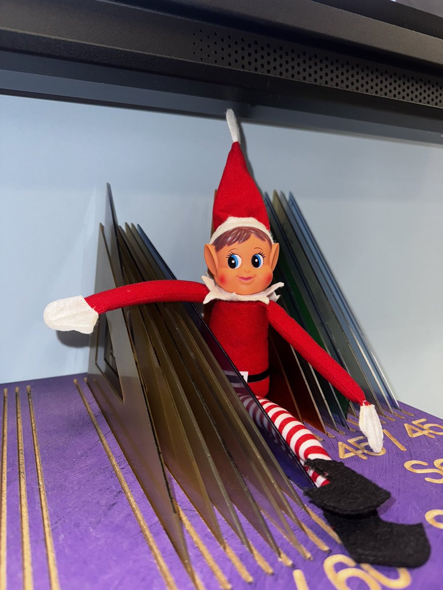 Mrs Nelson📚🔨💡 tweet media