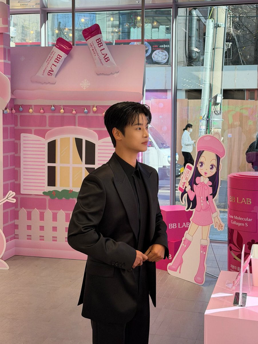 nest0630_com's tweet photo. 💕 

#비비랩팝업 #스노우비비랩타운 #비비랩

#엔스타그램 #오늘의기록 #차학연 #로맨스의절대값 #가우수 @CHA_NNNNN 

@CHA_NNNNN https://t.co/OcY1SAJMSi