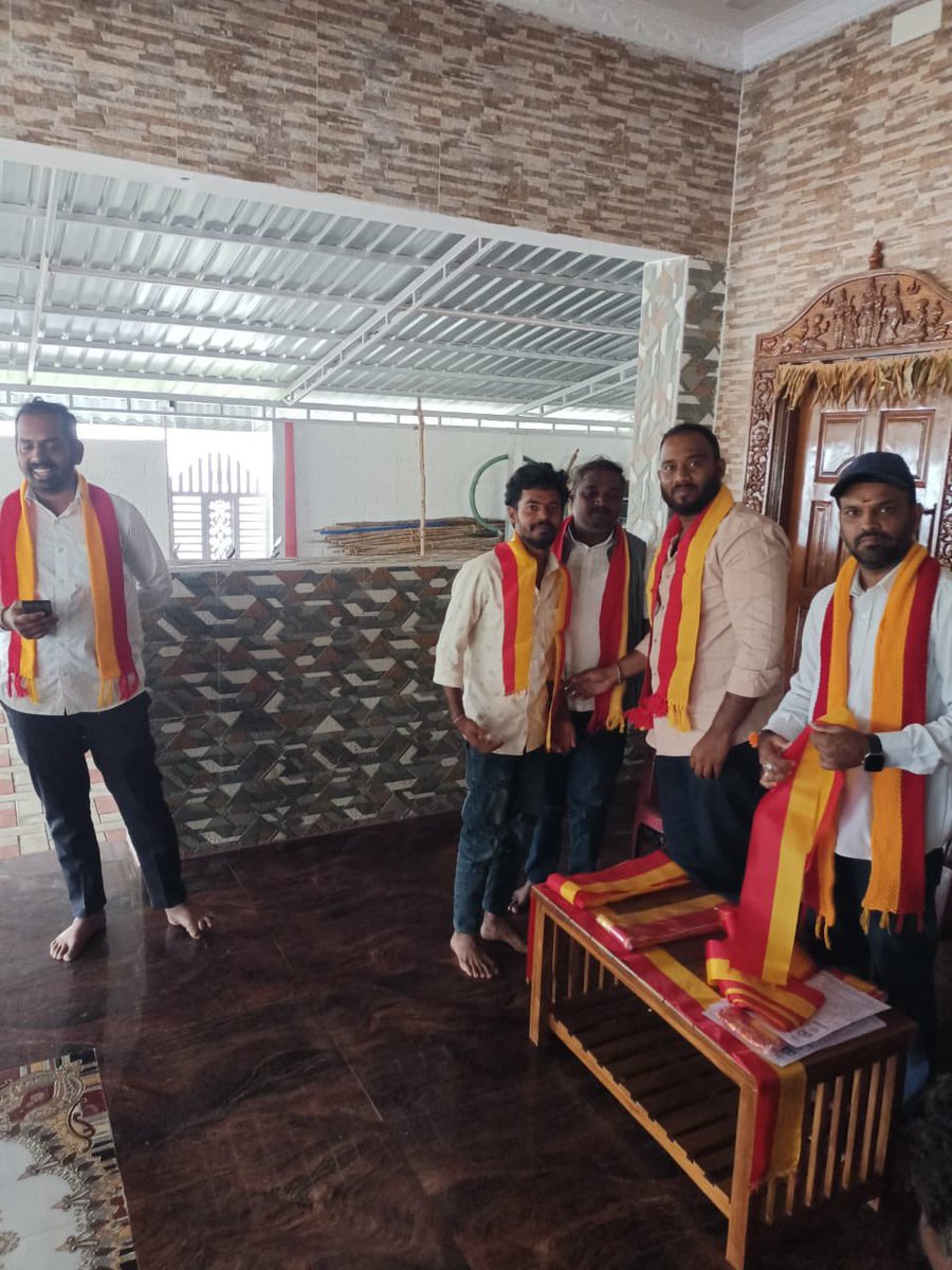 ನಮ್ಮಕನ್ನಡಿಗರ ವಿಜಯ ಸೇನೆ tweet media