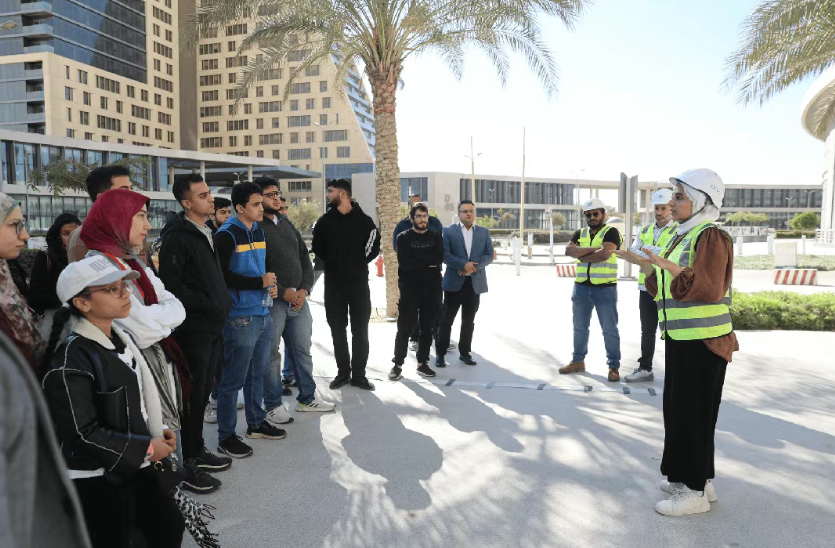 CSCECNEWS's tweet image. Recently, CSCEC hosted an Open Day at the New Administrative Capital CBD project in Egypt, inviting 28 students and faculty members from the CIC Civil Engineering Department. The group visited the site, learned aboutthe engineering highlights such as the Iconic Tower…