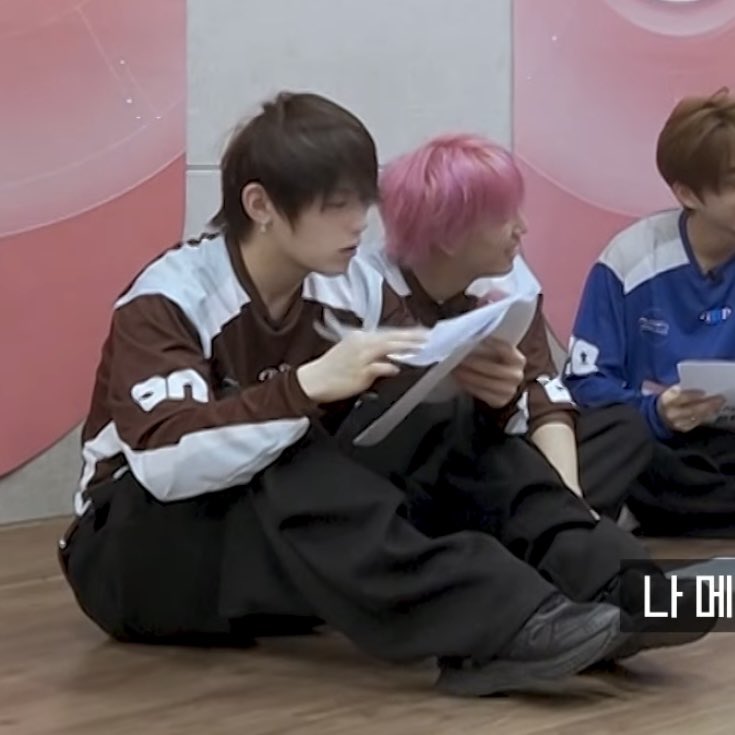 wwwh1w's tweet image. 