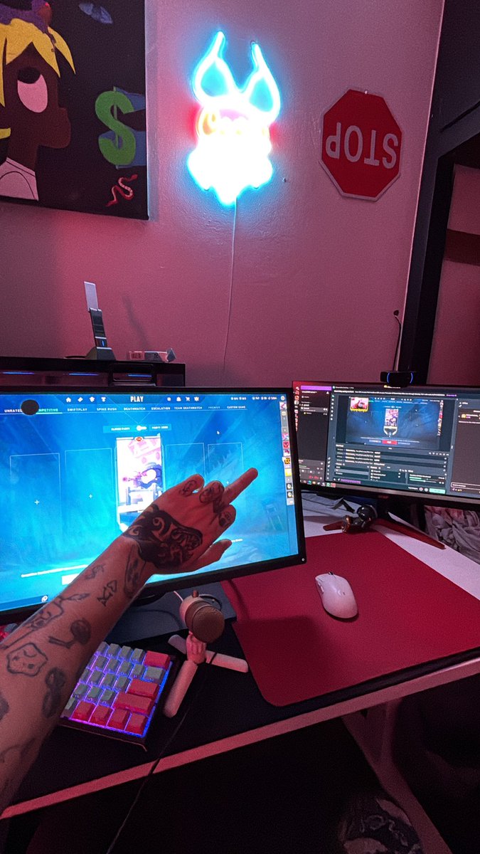 Twitch.tv/ButterzzR6