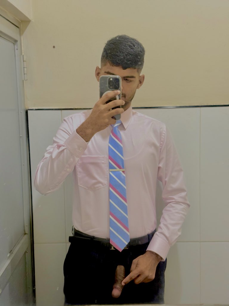 CeylonGent tweet media