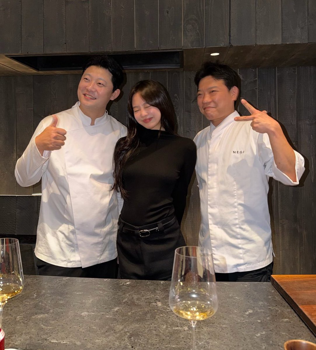 maibogs's tweet image. เจนนี่บนอินสตาแกรม Janghojoon8 ของเชฟจางโฮจุน ร้านอาหารของเชฟชื่อดังในเกาหลี ไปทานไฟน์ไดนิ่งสวยๆ แบบลูกคุณหนู ชุดเริ่ด 😍