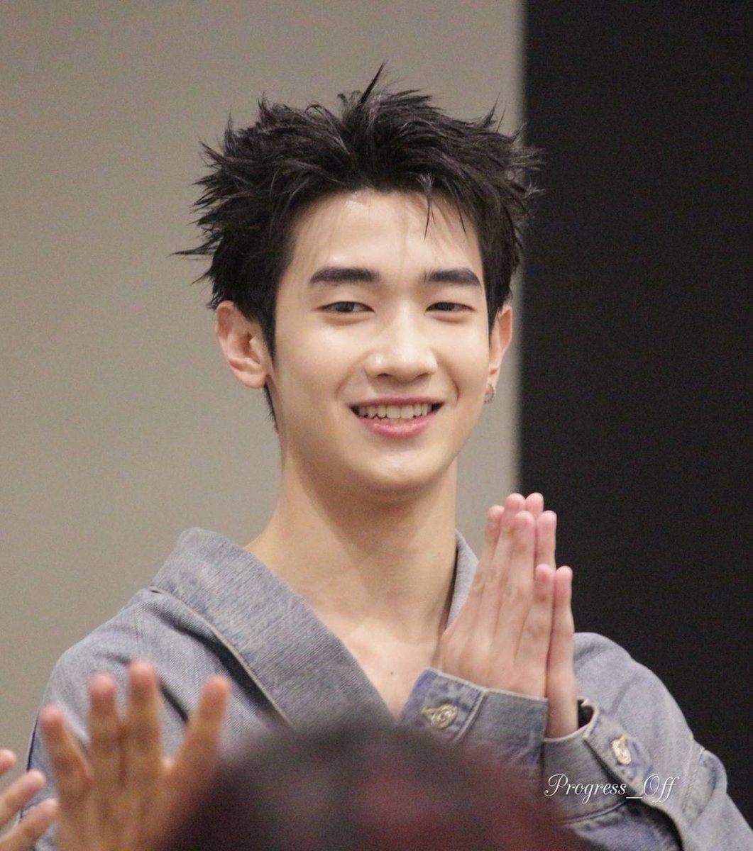 ProgressFan_off's tweet image. โปรเจกต์ #IlleSolLucetProject
#ProgressPassawish
แบนเนอร์ 10 ป้าย LED รอบอิมแพ็ค ทั้ง 3 จุด พร้อมให้ทุกคนไปเก็บแล้วในวันที่ 19–20 ธ.ค. นี้

ขอบคุณด้อมภภทุกคนสำหรับการสนับสนุนที่ล้นมากจริง ๆ ยอดโดเนททะลุเป้าไปไกล หลังจากหักค่าใช้จ่ายโปรเจ็กต์ทั้งหมดแล้ว คงเหลือ 11,929.35 บาท…