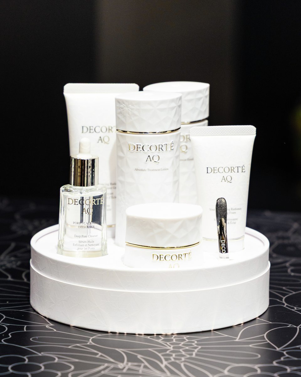 本日より開催🦋／ ＜コスメデコルテ＞HOLIDAY 2025 POP UP イベント