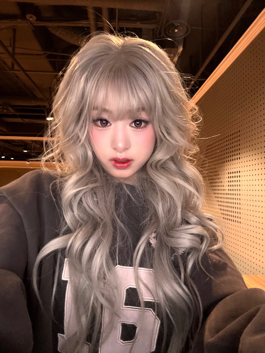 karnmintmint's tweet photo. อาฮยอนตุ๊กตามากเวอร์~~~~ https://t.co/zAspn9eLxn