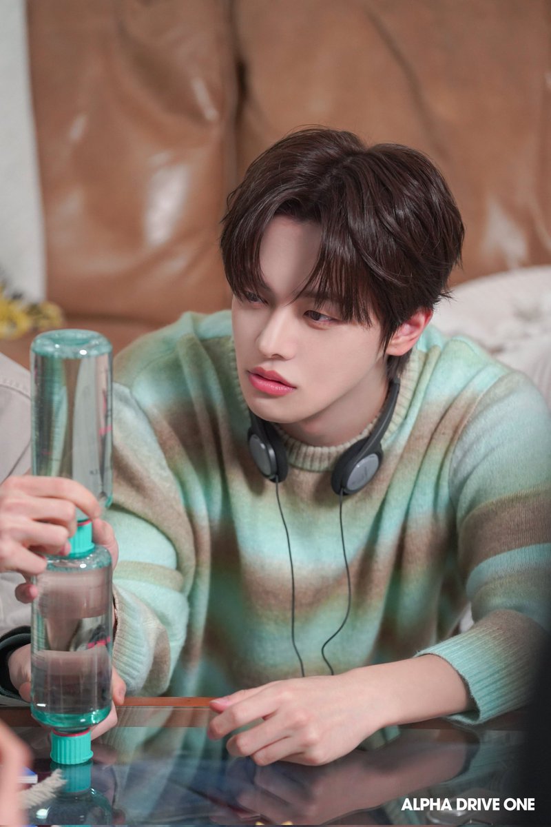 822zz6's tweet image. [ALLYZ Only] 브링그린(BRINGGREEN) Behind Photo

#이리오 #리오 #LEO 
#알파드라이브원 #ALPHADRIVEONE #ALD1