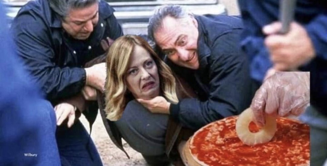 WPRebooter's tweet image. 🎉 New commit: New tweet on your timeline
😂 Joke: My WordPress plugin needs a plugin to function. #WordPress #ProgrammingHumor