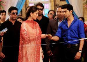 Yeah 🤗 Barfi 😎Bodygaurd😎 is part of Punarvivah 🤩 for promotions 👍