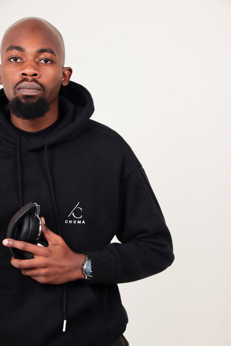 🔥 A hoodie built for the bold. 💨Order yours on +27603478375.  

#clothesshopping #housemusic #khutsochuma #deephouse #afrohouse #soulfulhouse #jazzmusic #DJ #musicproducers #djlife #hoodies #southafrica #instafashionista