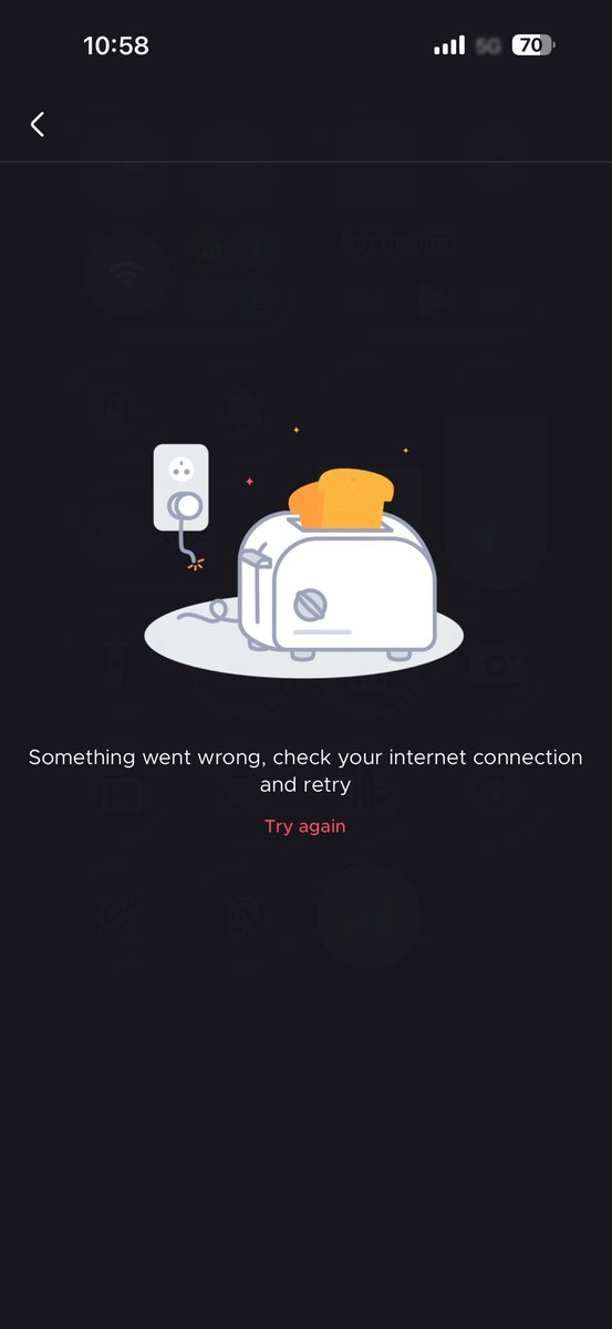 AdyScorpius's tweet photo. @albinder Ordered an extra item using this feature. 5 minutes later the system said the payment didn’t go through. Made the payment again and got charged for a new order along with smart fees and delivery fees. Cannot cancel because support page is broken. https://t.co/suotel0qYe