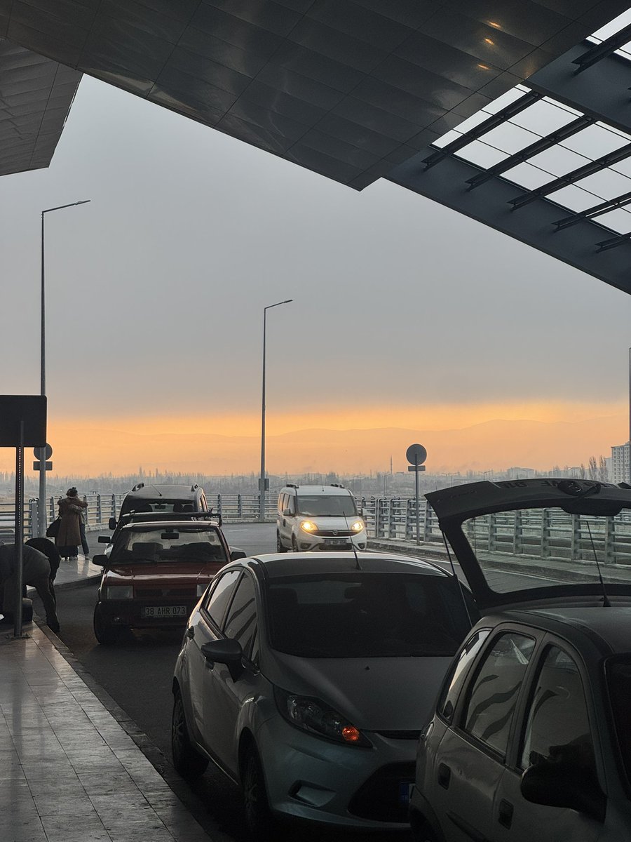 notabozo0's tweet image. Goodbye turkey fc