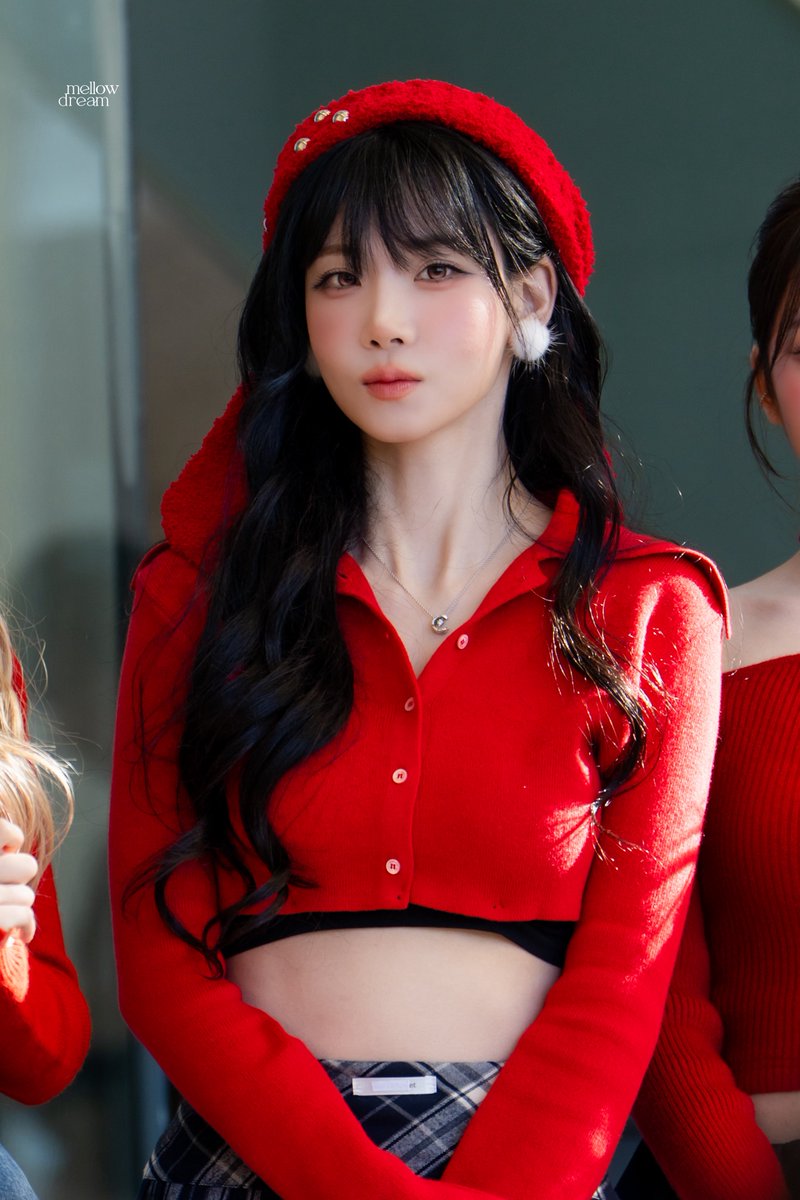 mellowdream1013's tweet image. 251203 김나경
쇼챔 미니팬미팅

#tripleS #김나경 #NAKYOUNG
#트리플에스 #トリプルS
#나경 #ナギョン #金拏炅