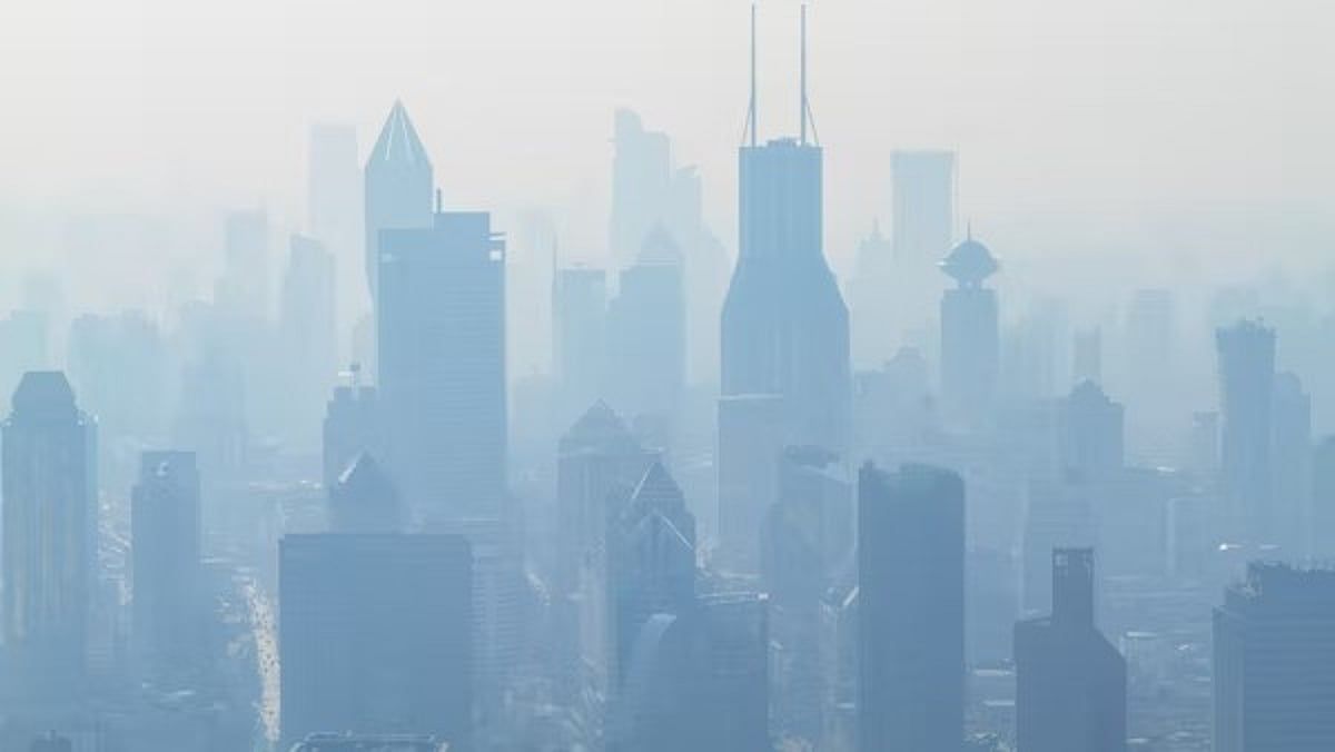 NDTVProfitIndia's tweet image. #MumbaiPollutionNews: Air Quality Worsens In Some Areas — Check AQI Levels In #Bandra, #Chembur, #BKC And More 

Read more: ndtvprofit.com/nation/mumbai-…