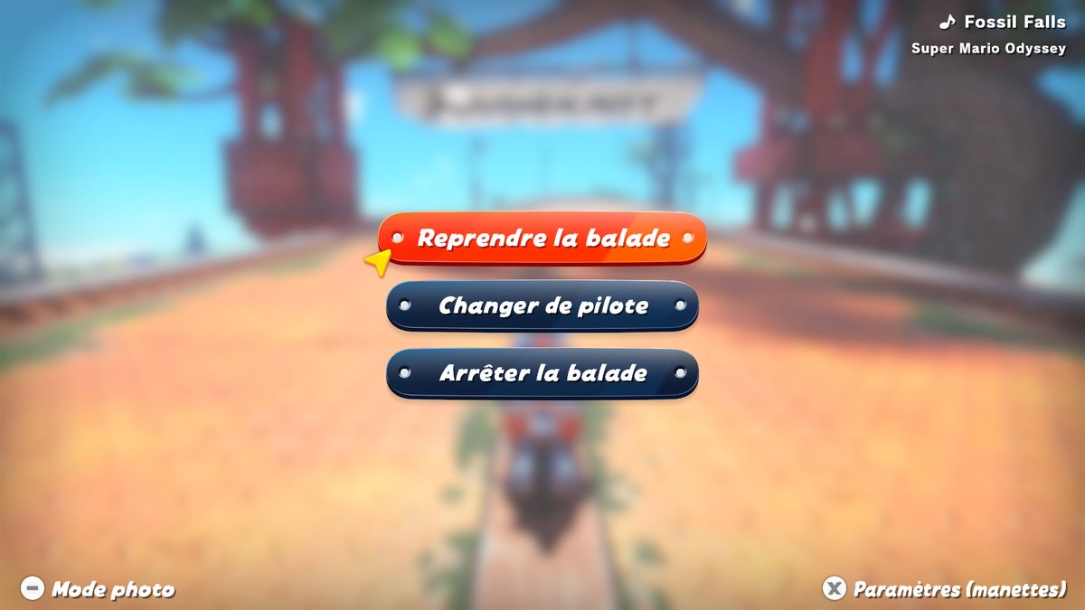 NintendHOME's tweet photo. 🚧 Mise à jour – Grosse mise à jour pour Mario Kart World :

– Ajout du mode personnalisé pour les objets apparaissant durant la course.
– Affichage du titre de la musique en cours en haut à droite dans le menu.
– Possibilité de régler le volume de la musique sur Élevé dans les paramètres.
– Possibilité de rassembler un groupe d’amis puis de lancer un mode Course, Survie ou Bataille avec d’autres joueurs en ligne.
– Tous les trajets à partir ou jusqu’à la Plage Koopa ont été modifiés pour ajouter plus de diverité.
