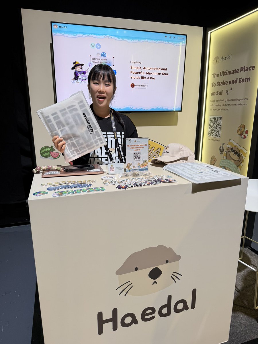 SuperGameDAO's tweet photo. @HaedalProtocol 

Had a great stop at Haedal’s booth today — one of the standout teams building on Sui.l https://t.co/Sk3a3VwdVQ