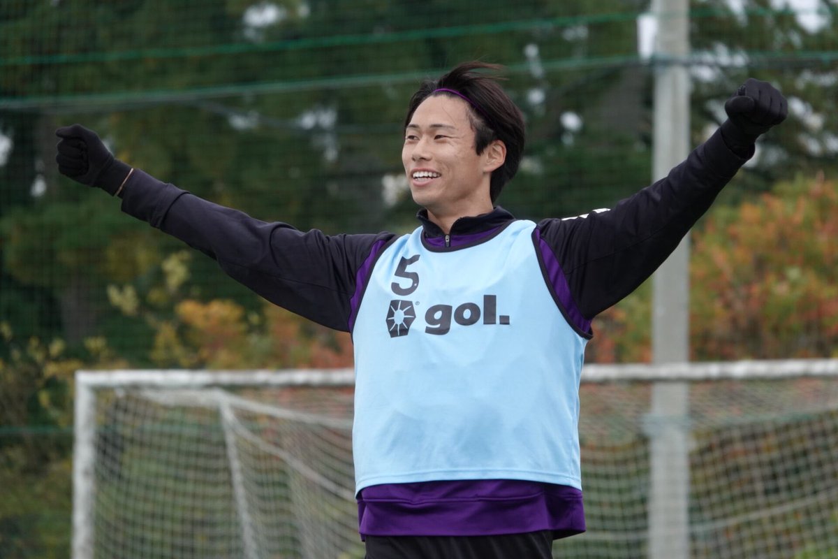 fujiedamyfc_pr's tweet image. 📸 | 𝑻𝒓𝒂𝒊𝒏𝒊𝒏𝒈🔥

12/3（水）2025シーズンの最終トレーニングを 一般公開にて行いました！

▼ 詳細はこちら💫
myfc.co.jp/news/20251203/…

今シーズンのチーム活動が終了😢
たくさんの応援をいただき、共に戦っていただき、ありがとうございました！

#藤枝MYFC