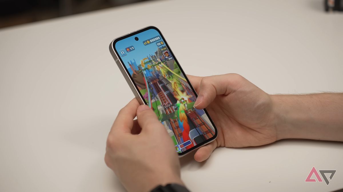 AndroidPolice's tweet image. Android 16 QPR2 brings back this handy Pixel unlock feature
bit.ly/3MhWnWX