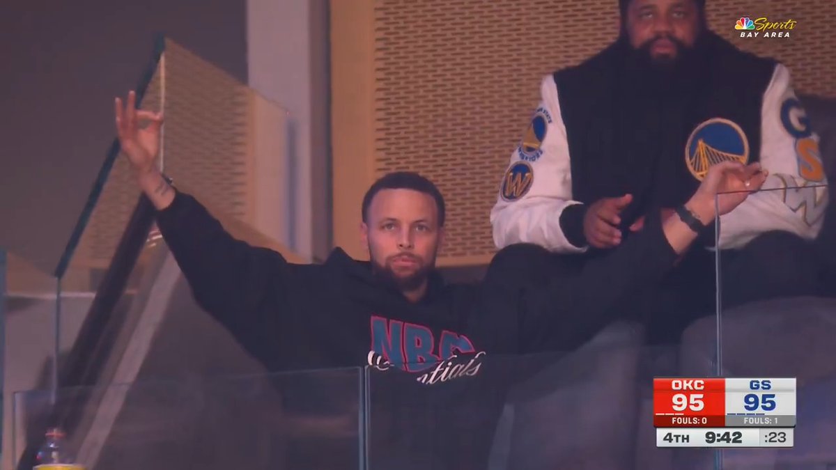 CURRY FLURRY ☔️

📺 @NBCSAuthentic 