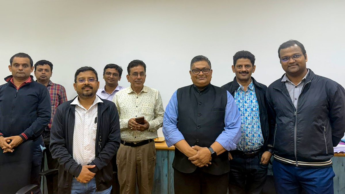 TKILindustries's tweet image. This initiative marks a step forward in building a future-ready workforce which is equipped with behavioural, managerial, and digital capabilities to deliver meaningful impact.

#TKILIndustries #LearningWeek #LearningAndDevelopment #EmployeeEmpowerment #LifeAtTKILIndustries