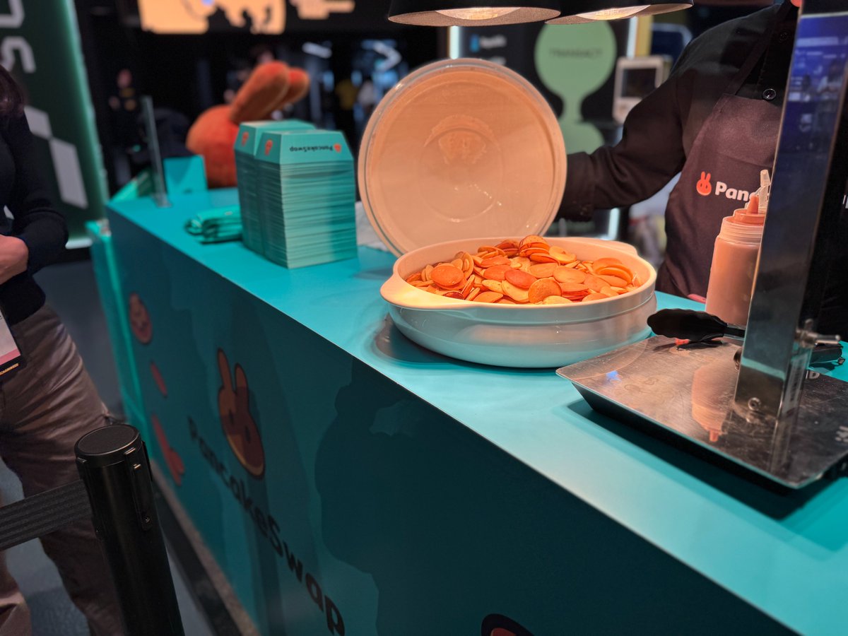 We got pancakes at our booth if you haven’t had breakfast

(serious)